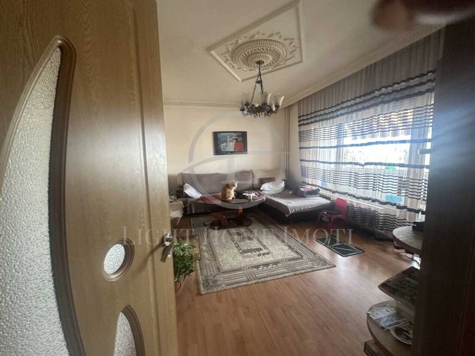 Продава се Тристаен апартамент в Пловдив, Тракия - 92 кв.м за 1664 €/кв.м - Снимка #2