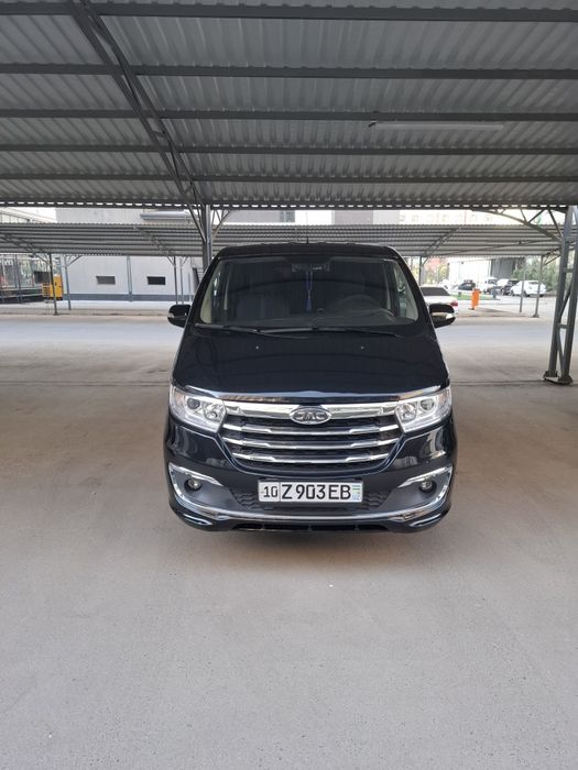 Продается минивэн JAC M3 (2023 г.) | 8+1 мест | Пробег 13000 км