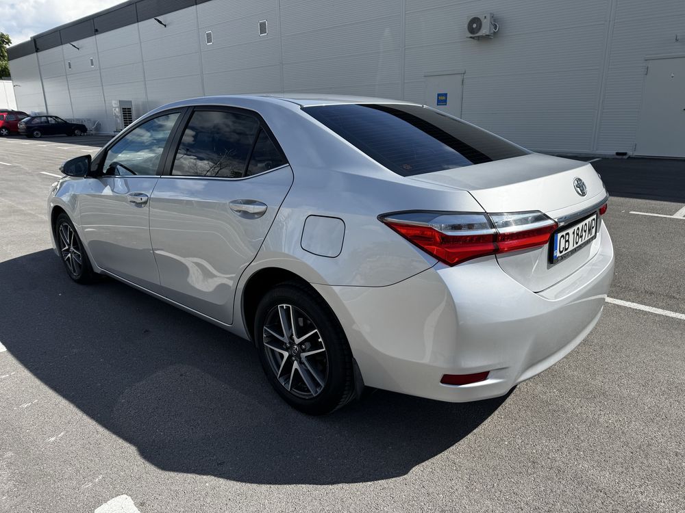 Тойота Corolla 1.4D4D