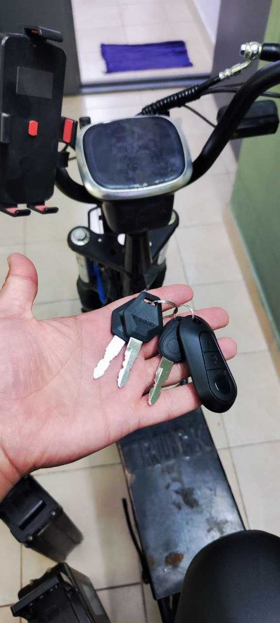2 ta batareykali elektr velosiped "Monstr" sotiladi