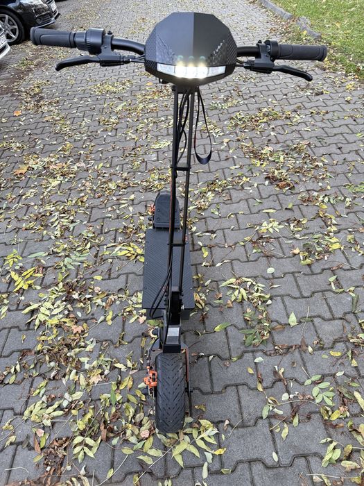 Trotineta KuKirin G4 2025