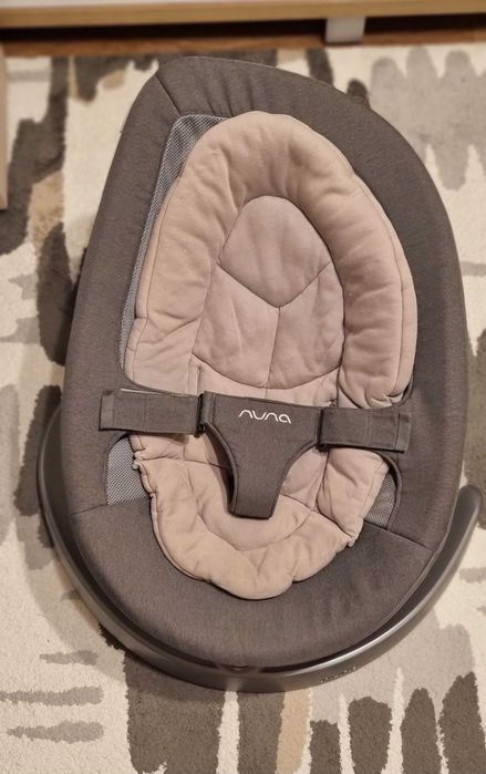 Nuna LEAF Curv – balansoar baby