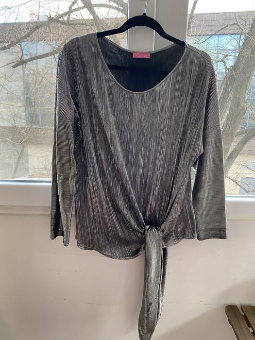 Bluza eleganta lucioasa marca Monique Fashion