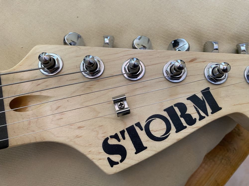 Електрическа китара Storm