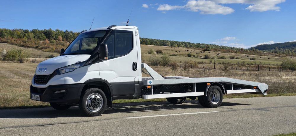 Vând platforma iveco an 2021 3,0 ca noua