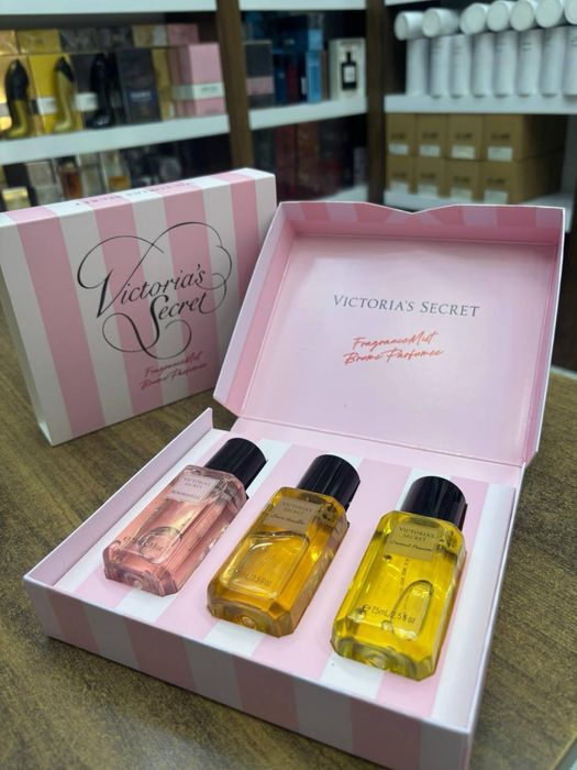 Victoria's Secret Fragrance Mist gift set