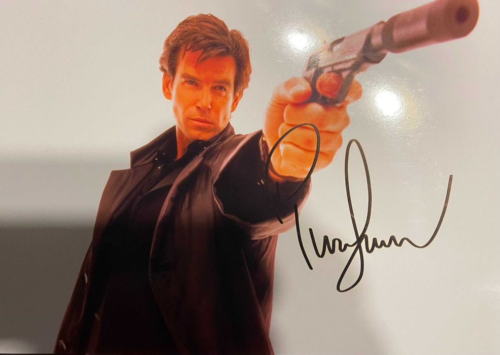 Оригинален автограф Пиърс Броснан