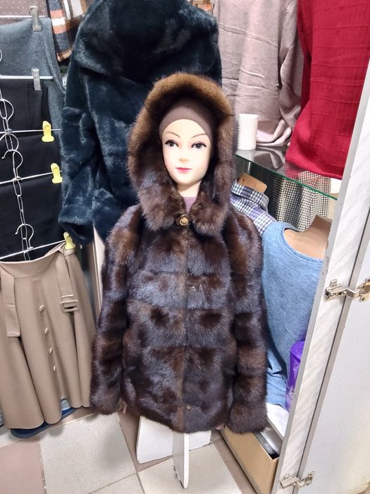 Норковая шуба автоледи  в хорошем состоянии