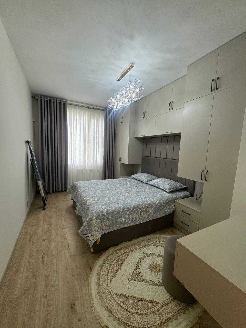 Сдам евро 2х-ком 4/9 в ЖК Бизнес класса, Алмазар Сити 124*
