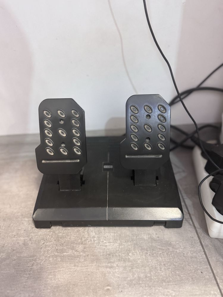 Ps4 + волан за ps4