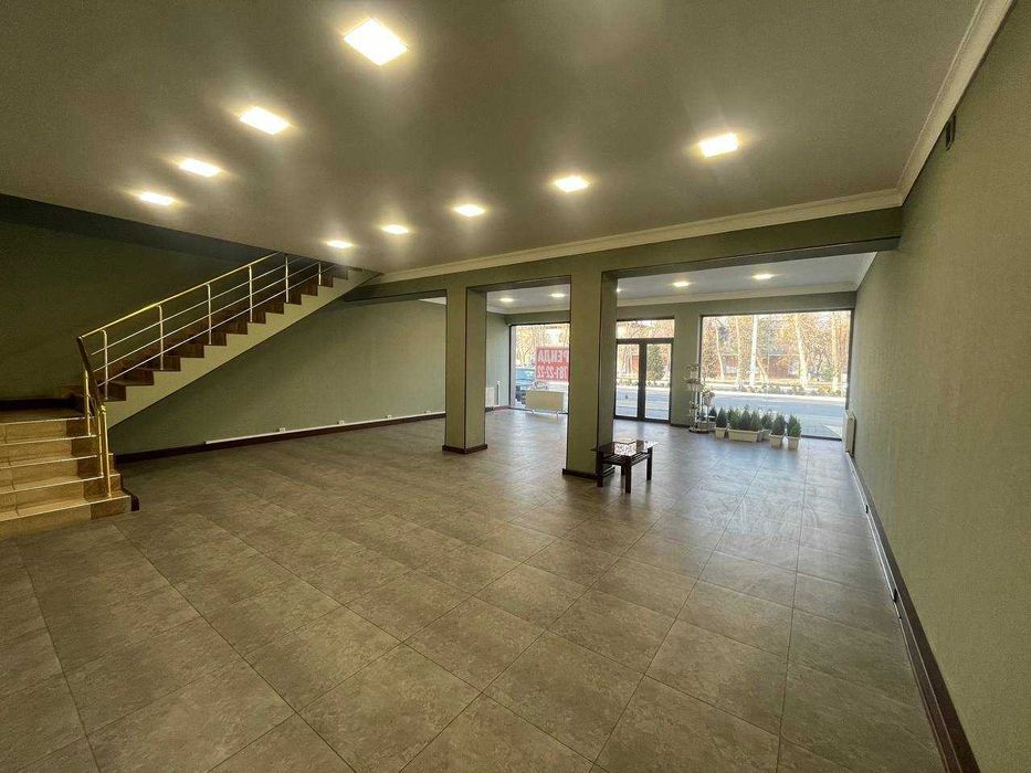 [SM] Сдаётся 2-этажное коммерческое помещение — 500 м² на Сафийской