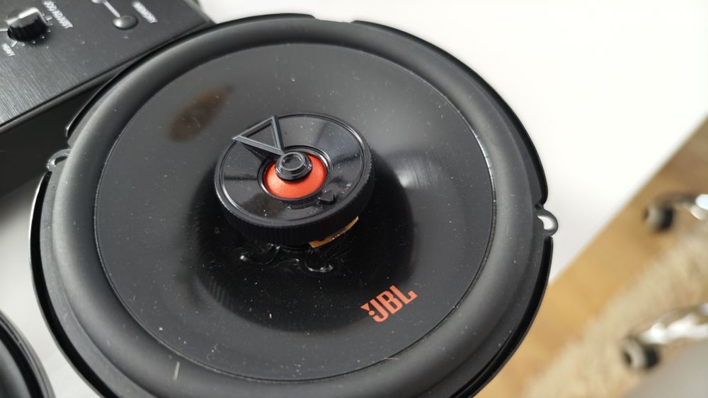 Boxe JBL Club 16 CM
