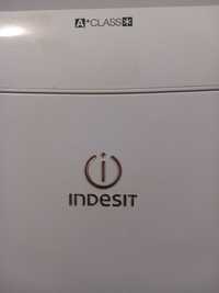 Хладилник Indesit