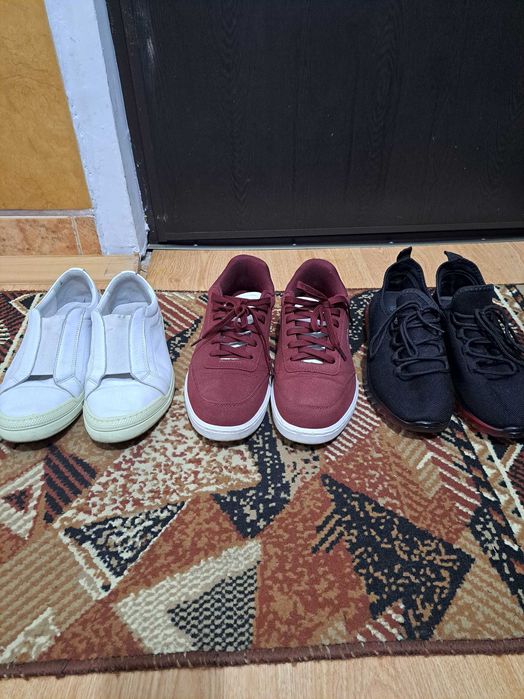 Vand incaltaminte in stare foarte buna