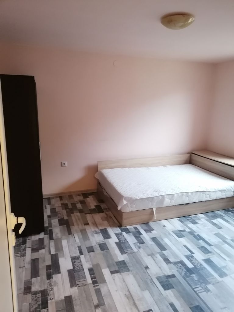 Дава се под наем Двустаен апартамент в Плевен, Мара Денчева - 50 кв.м за 382.5 € - Снимка #10