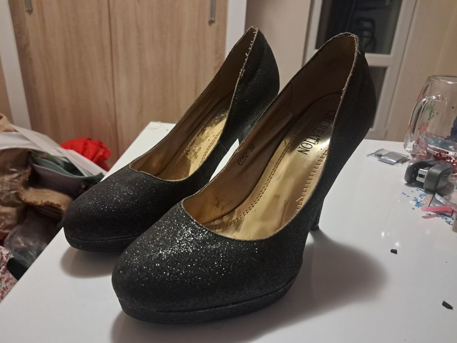 Маркови обувки..