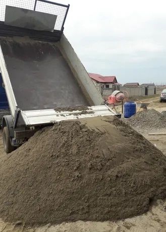 Nisip + pământ vegetal pentru gazon