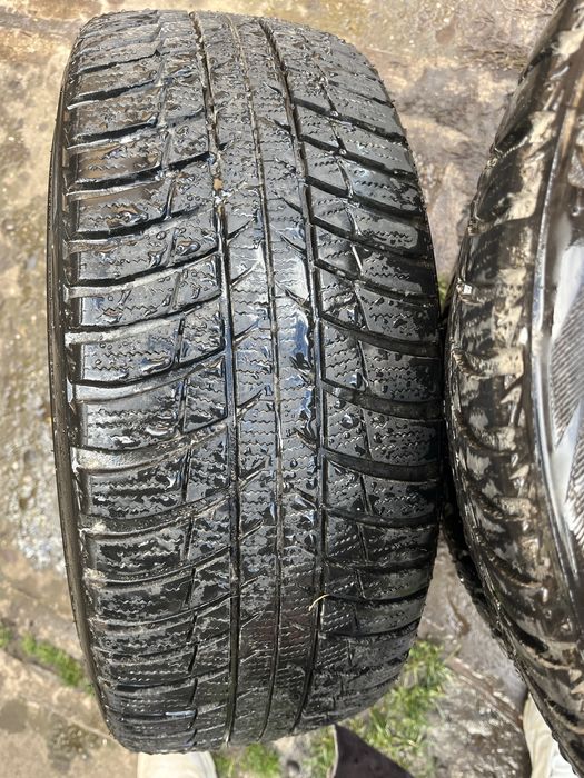 Vând Jante R17 cu anvelope M+S