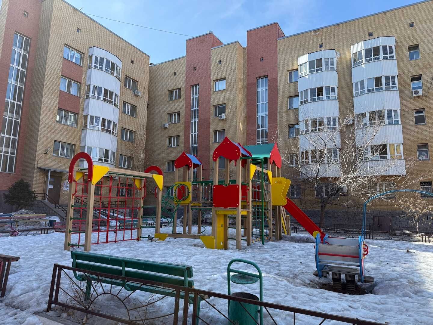 Продается 1 ком студия за 8,7 мил
