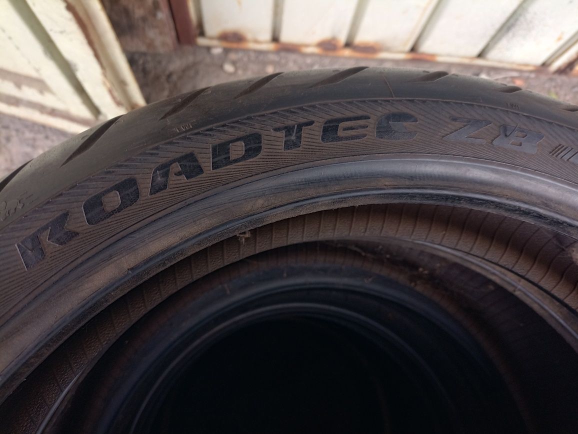 O anvelopa ca noua de fata Metzeler 120/70 R17