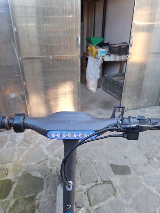 Vand 2 totinete electrice