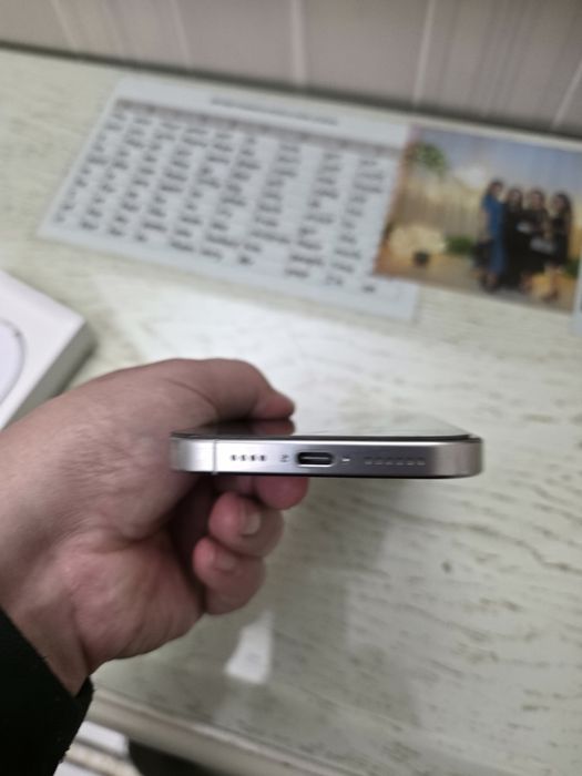 Iphone 16 pro max 100%,2oy ishlatilgan