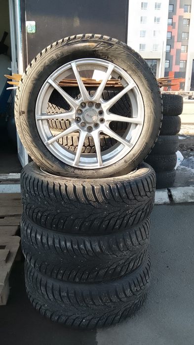 Зимние шины с дисками титановые