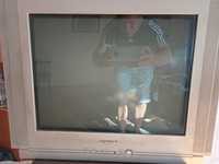 Продавам телевизор с плосък екран САМСУНГ
