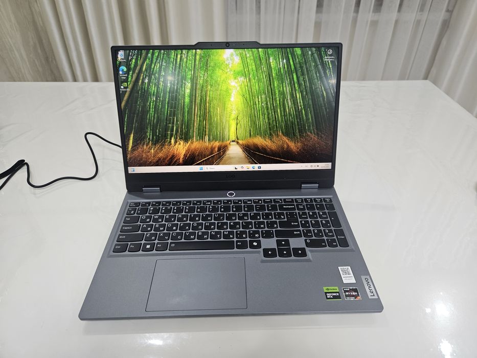 Lenovo LOQ 15.6 / 15ARP9 / 83JC005BRK
512.0 Lenovo LOQ 15.Гб