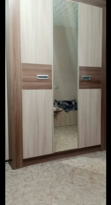 Продам вместительный шкаф