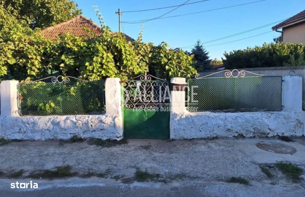 CUMPANA ( cod02) - Casa batraneasca 5 camere cu teren 491 mp