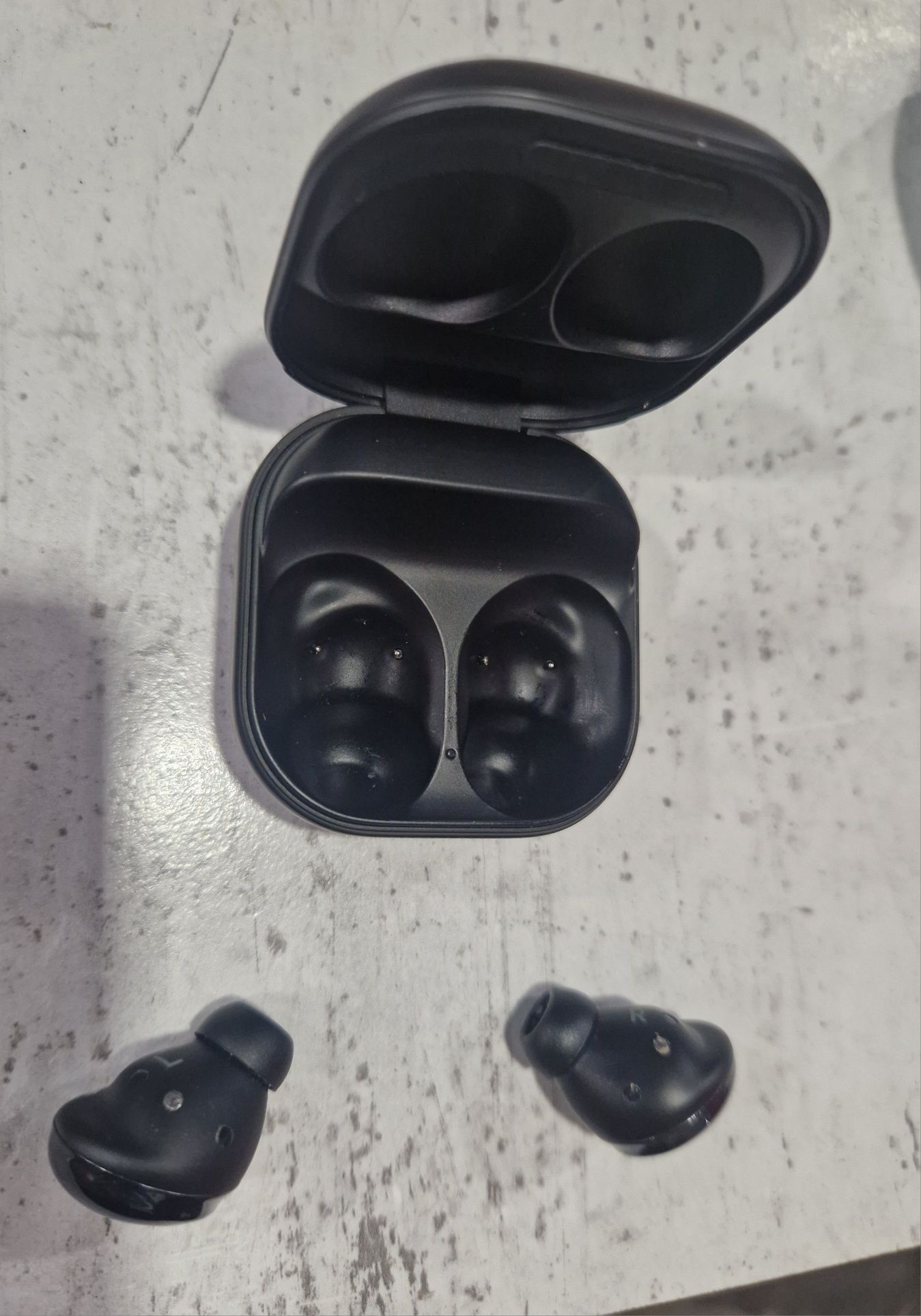 Продавам слушалки Samsung galaxy  buds pro.