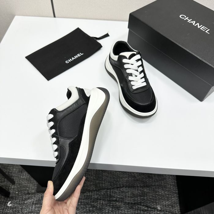 Adidasi Chanel, tip Premium