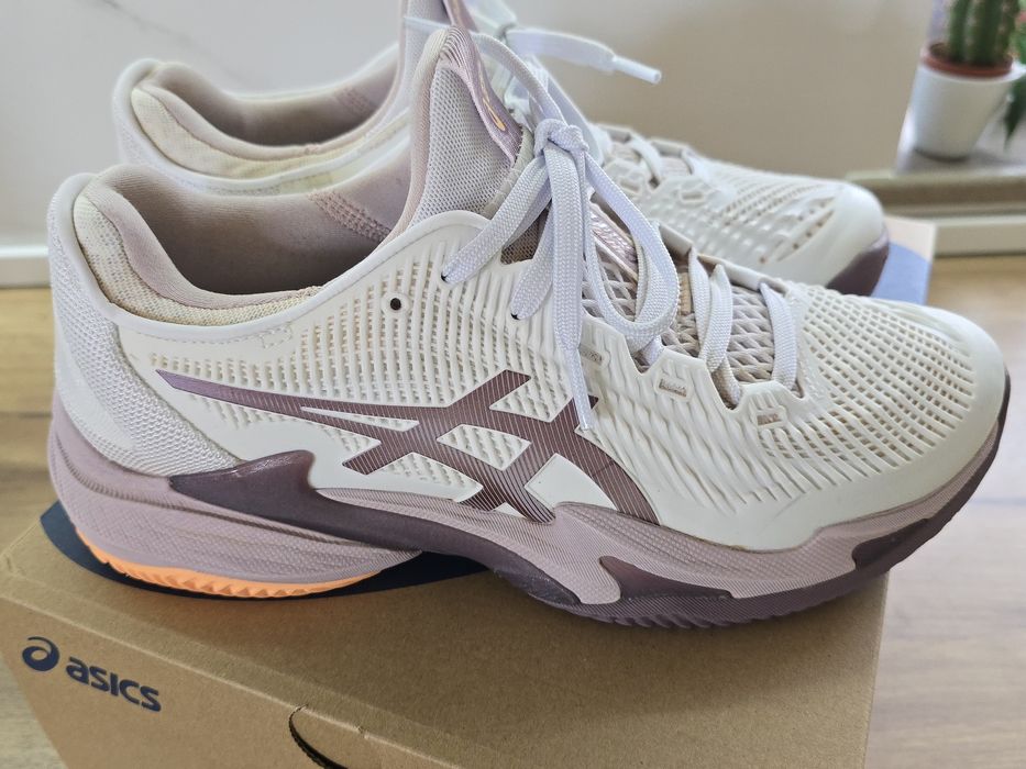 Тенис обувки Asics 39 номер