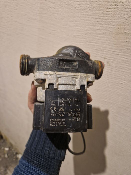 Pompa recirculare grundfos  UPM3  solar  15-75 130 CZA