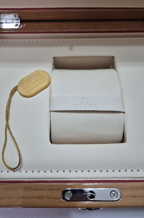 Cutie ceas Omega Premium cu toate acte + punga
