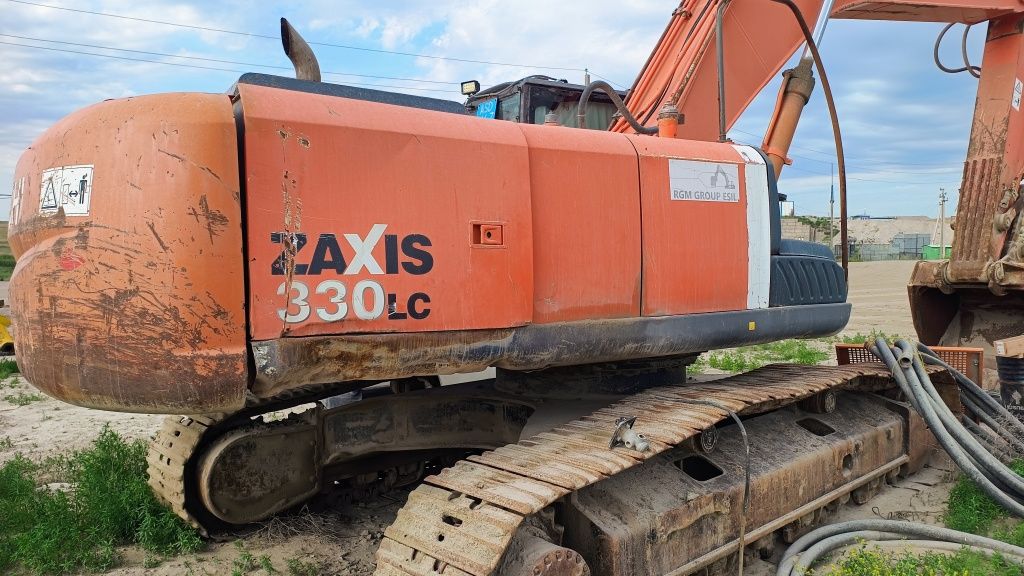 Продам экскаватор Хитачи 330 LC  в нормальном состоянии