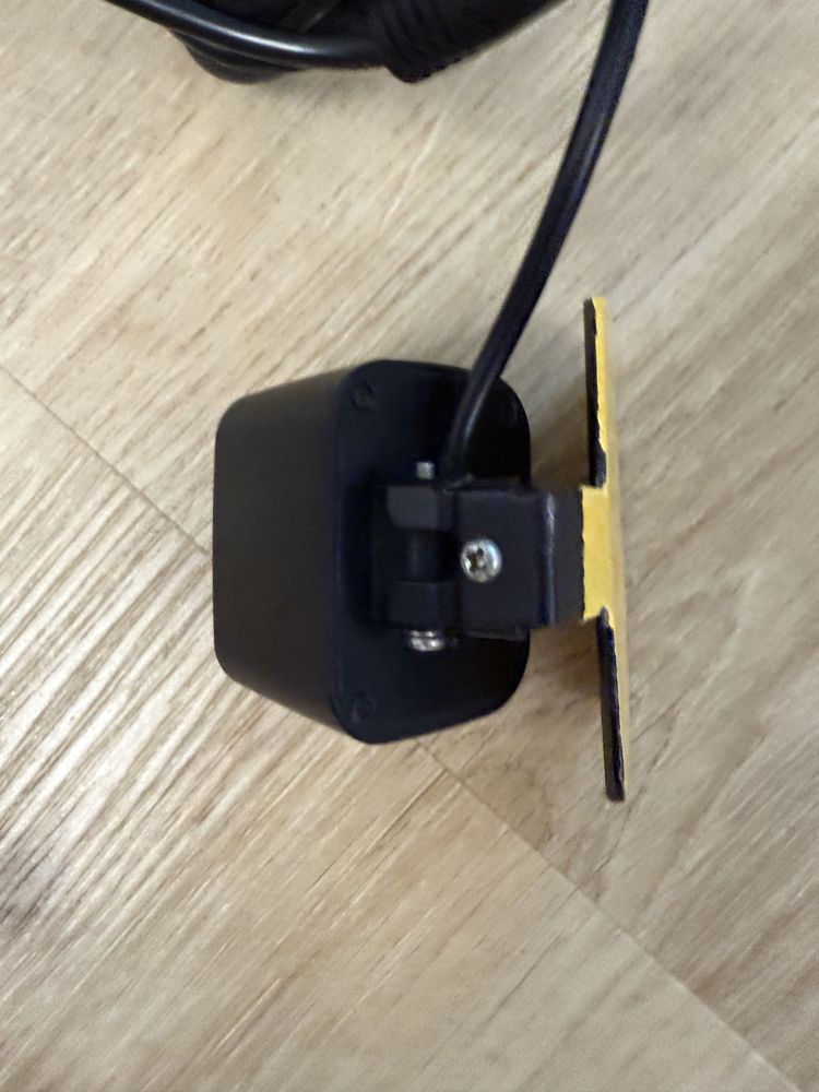 Camera auto/camioane marsarier wireless Auto-Vox W7