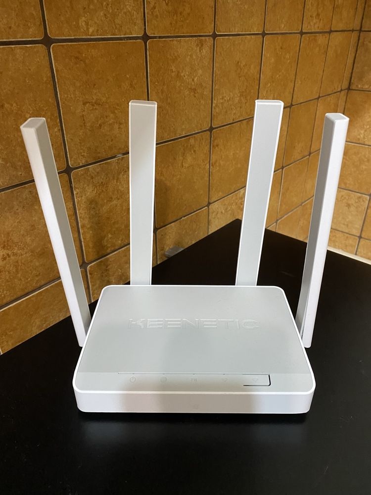 Wi-Fi роутер Keenetic Duo (KN-2110)