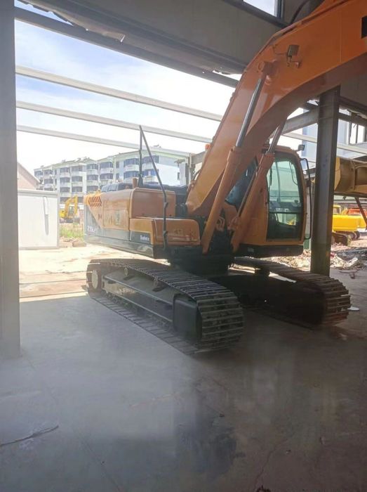 Экскаватор Hyundai 215-9 заказга. Олдиндан тулов 10%. Шартнома оркали