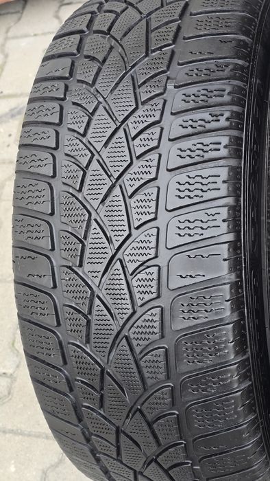 235 55 17 Dunlop