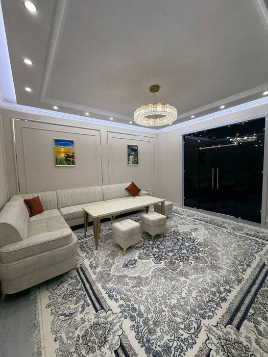 Продается 4 ком. Квартира на 3 этаже площадью 100 кв.м. По ул. Рудаки