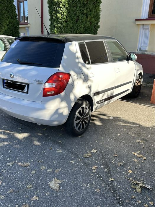 Vand skoda fabia din 2011 monte carlo motor 1.6 TDI de 90 cai- euro 5