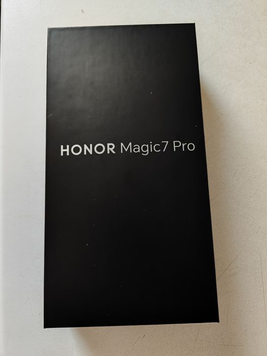 Vând Honor Magic 7 Pro Black 512 GB Sigilat