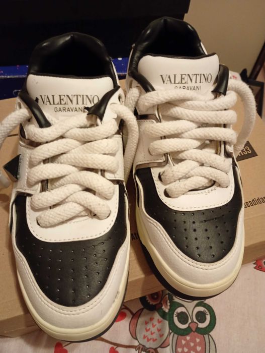 Adidași superbi nr.34