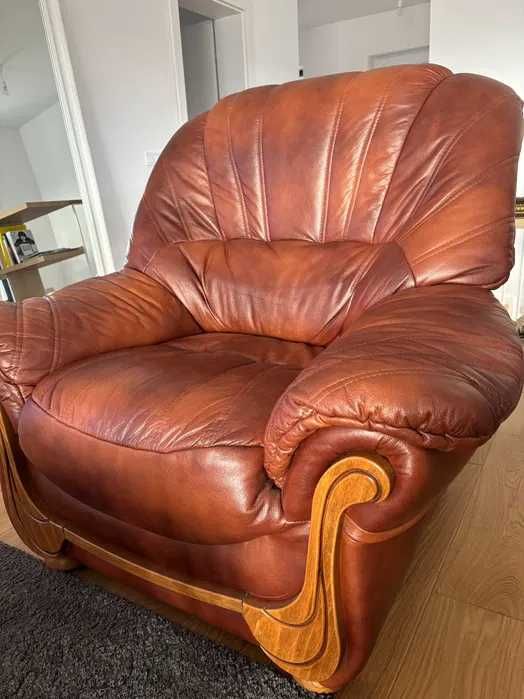 Set canapea si doua fotolii 3 - 1 - 1 Lemn Masiv si Piele Naturala