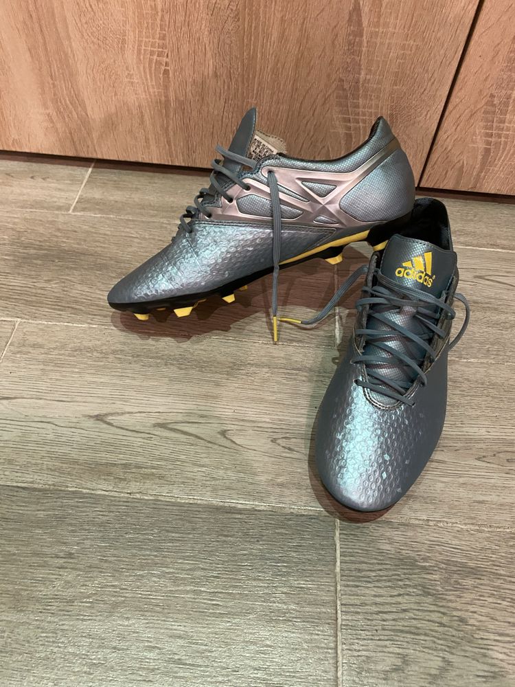 Бутонки Адидас/ Butonki Adidas