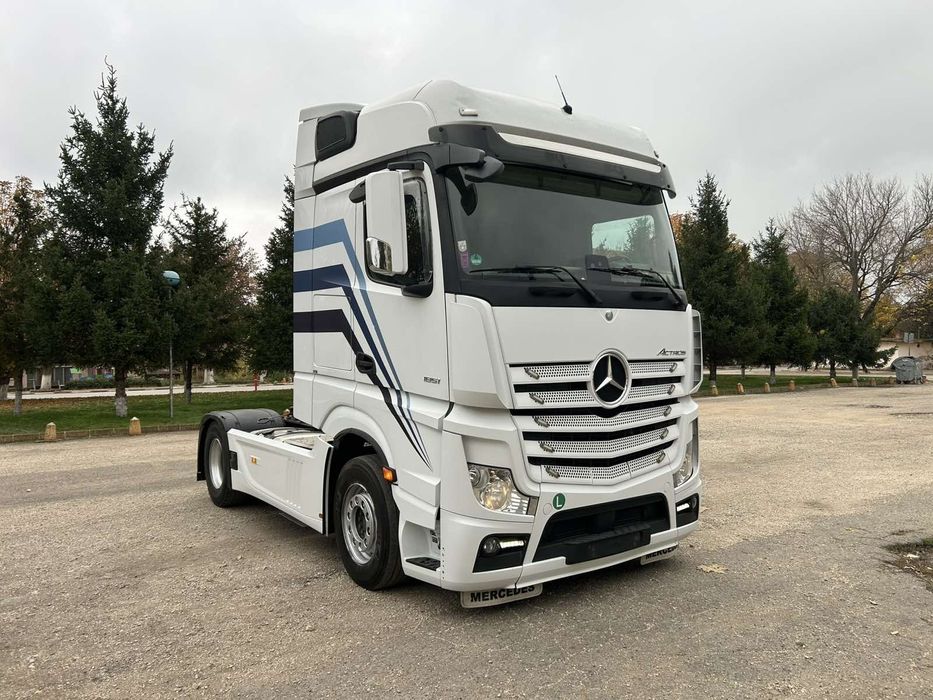 Mercedes Actros 1851 BIG SPACE EURO 6