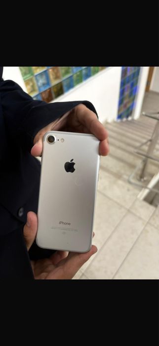 Айфон 7на запчасти