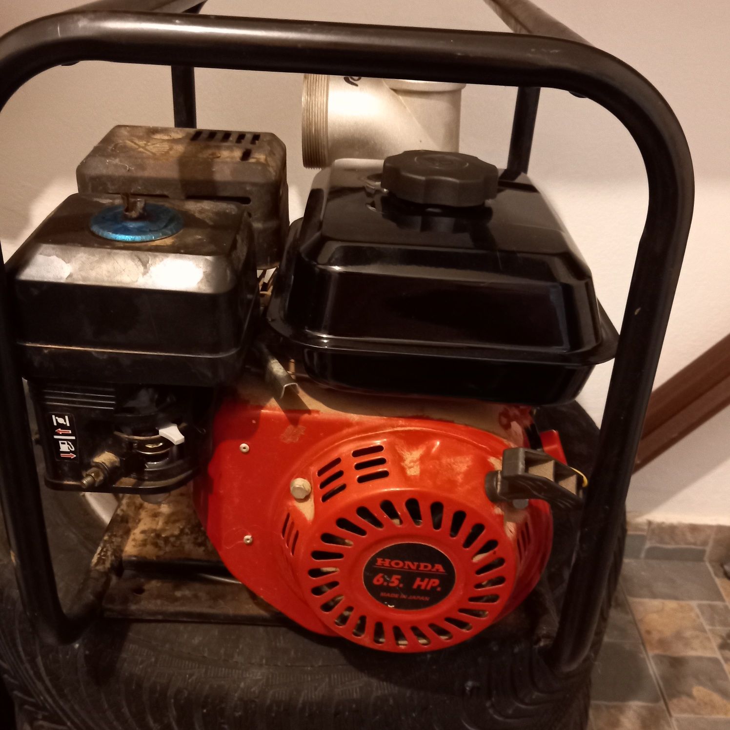 Pompa   tras  apa HONDA WT40X